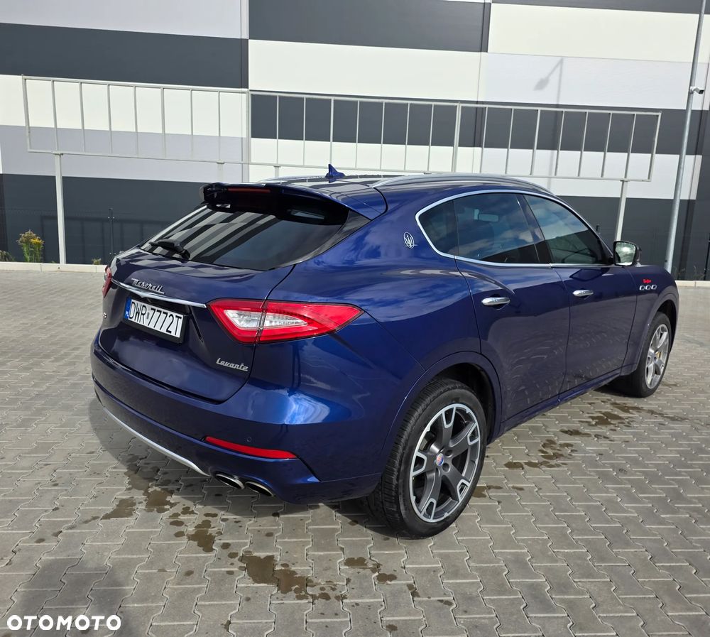 Maserati Levante - 5
