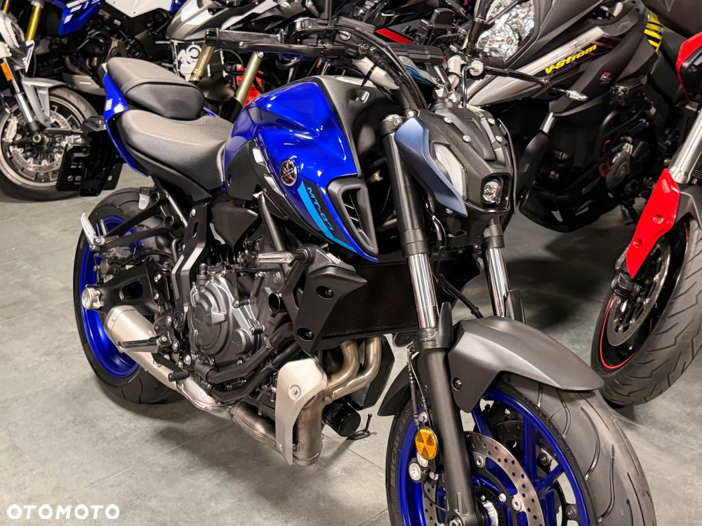Yamaha MT - 24