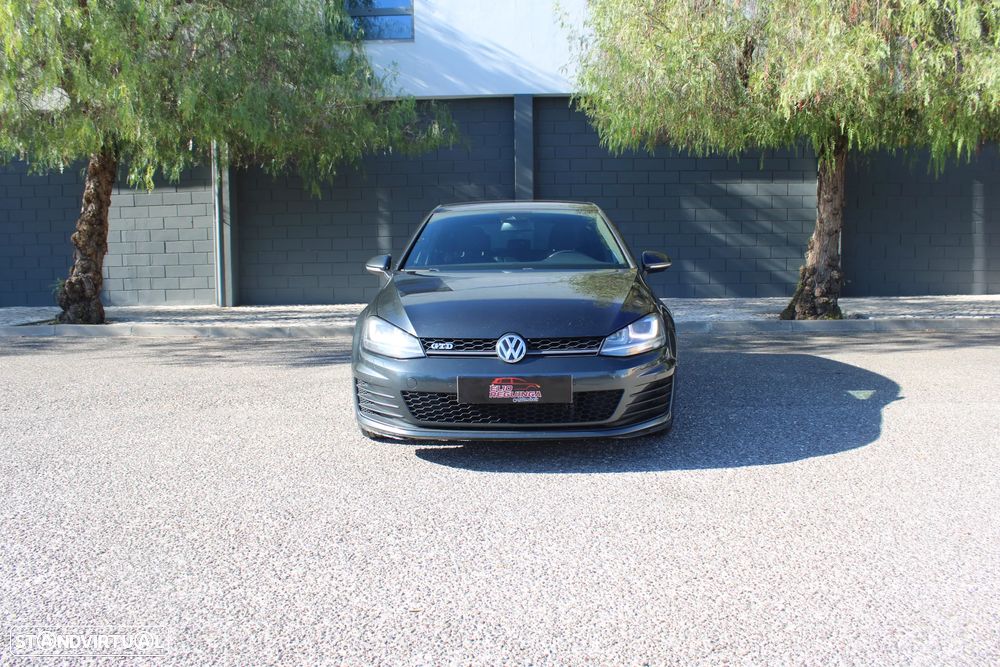 VW Golf GTD (BlueMotion ) - 3