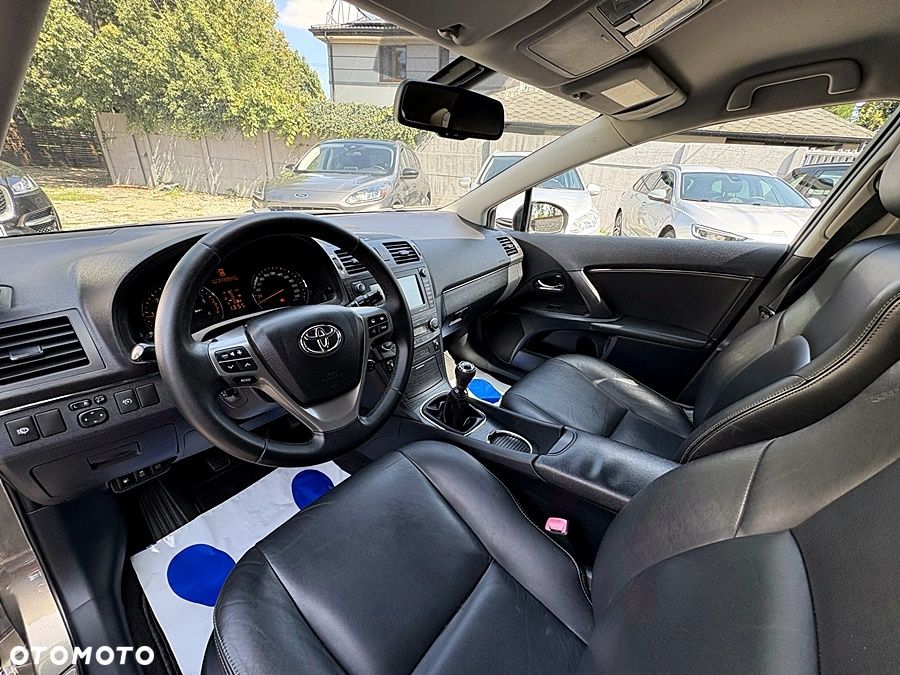 Toyota Avensis 2.0 D-4D Sol plus+NAVI - 17