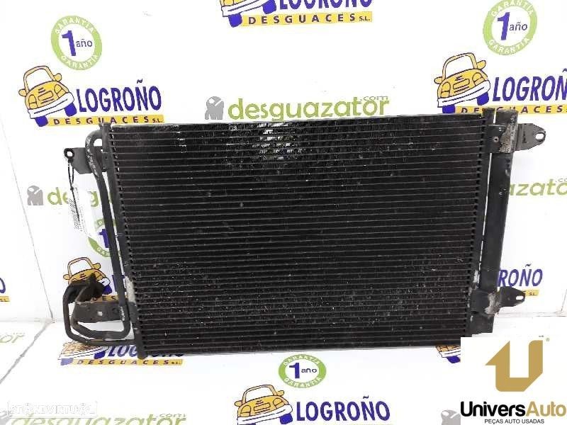 CONDENSADOR / RADIADOR AR CONDICIONADO SEAT LEON 2008 -1K0820411Q - 1