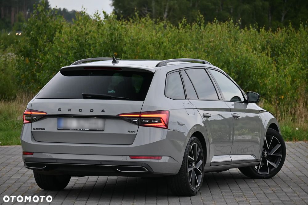 Skoda Superb 2.0 TDI SCR 4x4 Sportline DSG - 14