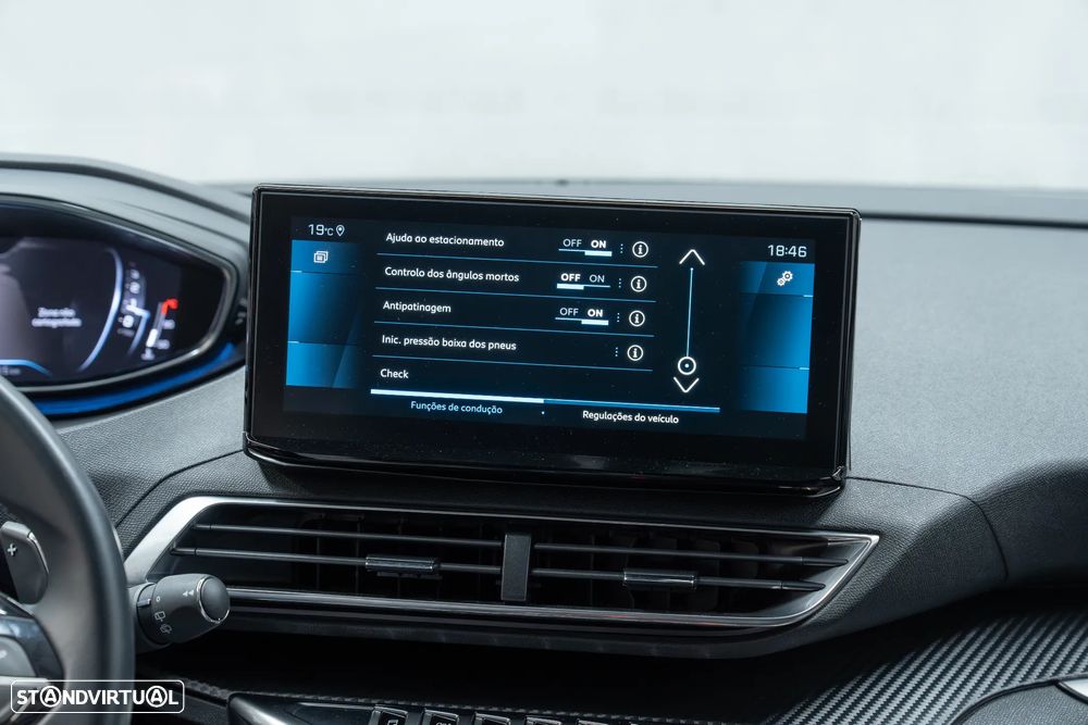 Peugeot 5008 PureTech 130 EAT8 Stop & Start Allure Pack - 34