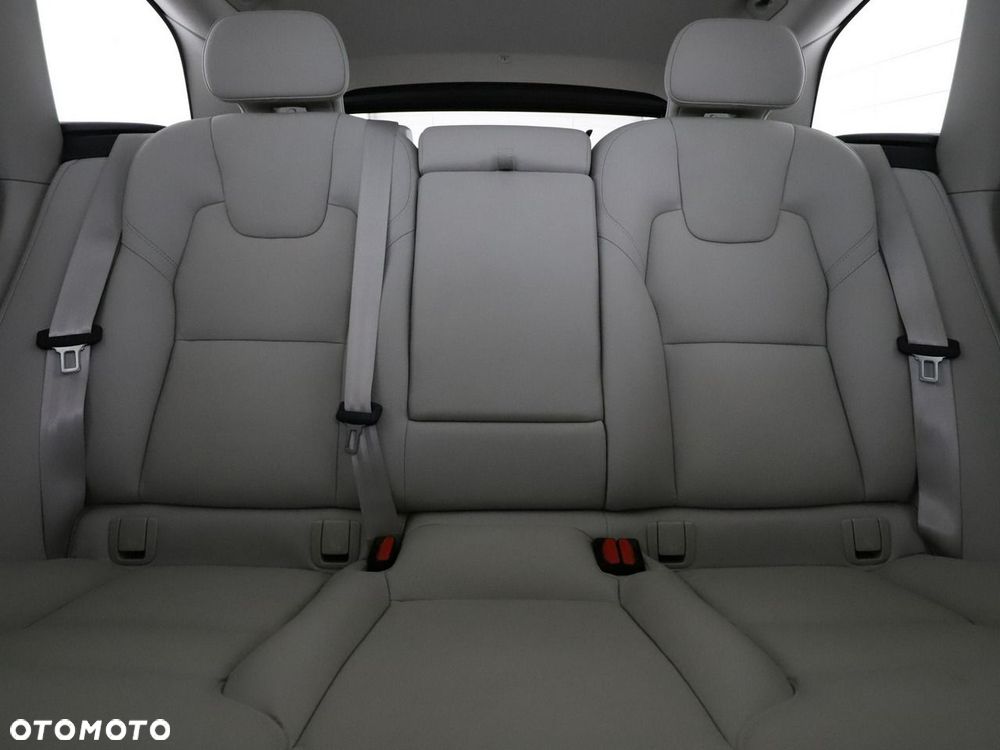 Volvo XC 60 T6 AWD Recharge Core - 20