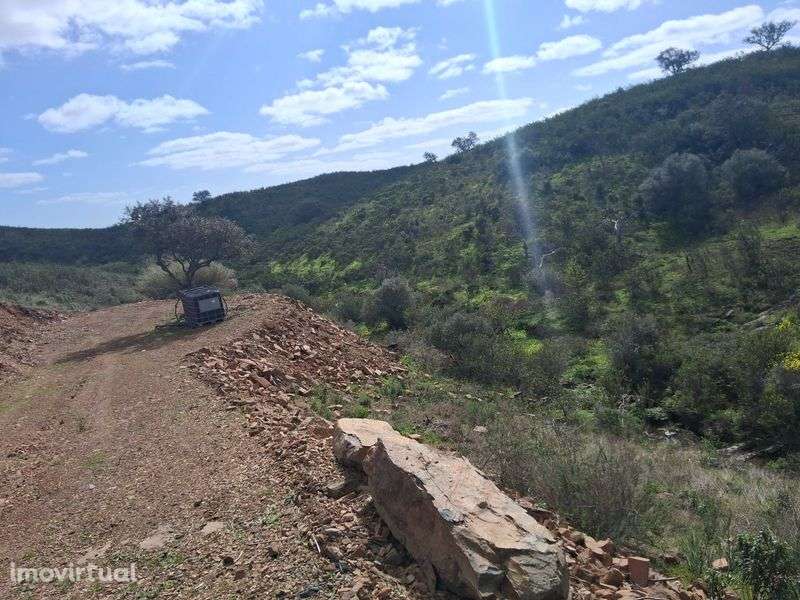 Terreno rustico - Grande imagem: 2/4