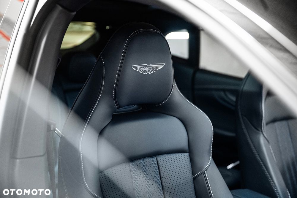 Aston Martin DBX707 - 16