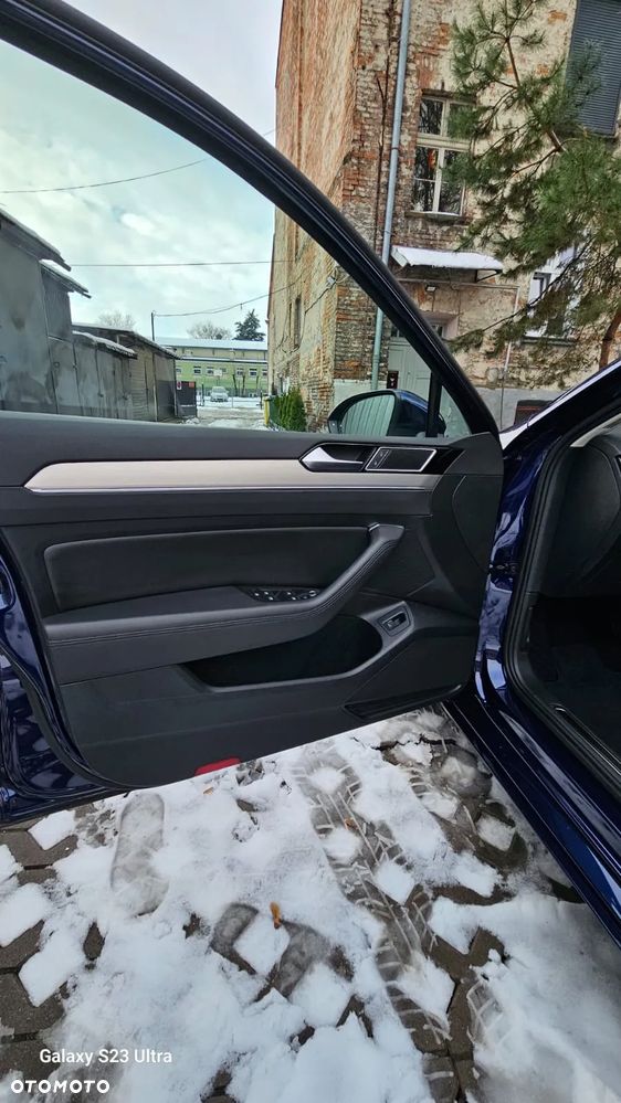 Volkswagen Passat 2.0 TSI 4Mot Highline DSG - 29