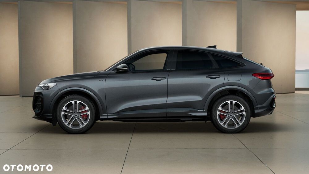 Audi Q5 Sportback - 4