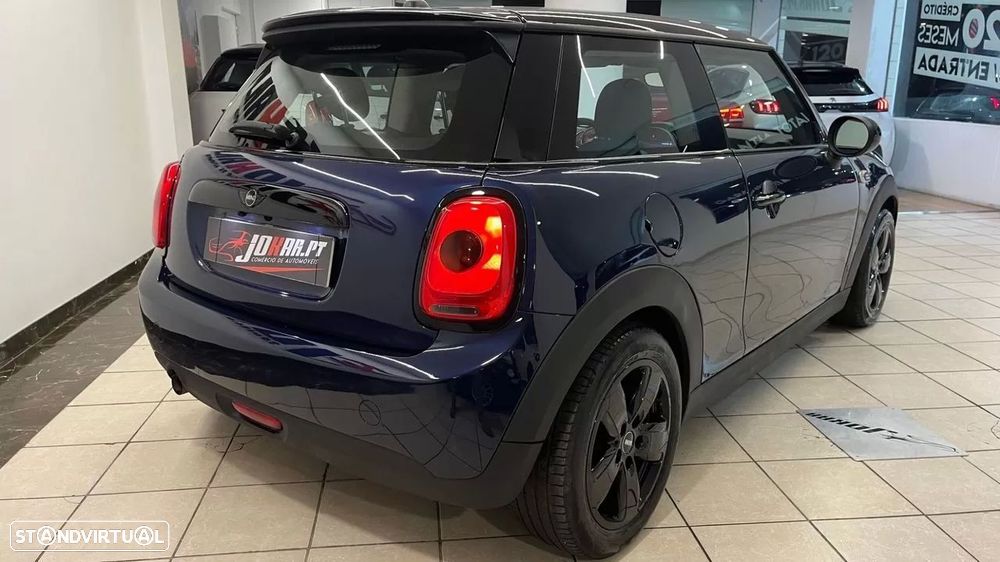 MINI 3 Portas One D - 8