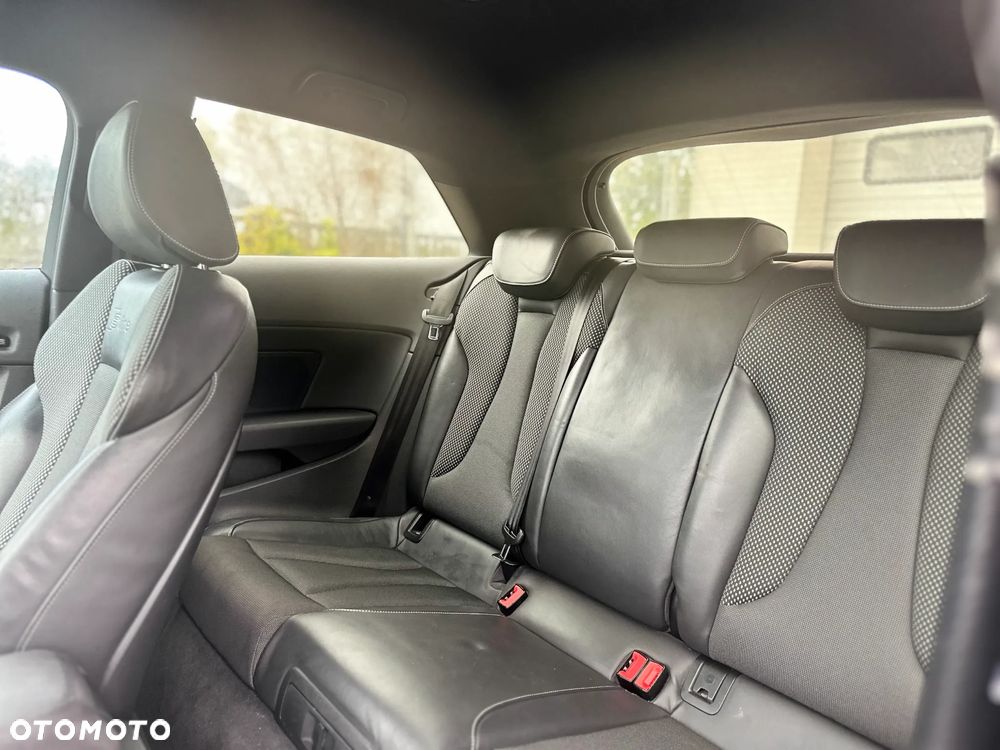 Audi A3 2.0 TDI (clean diesel) quattro S line Sportpaket - 10