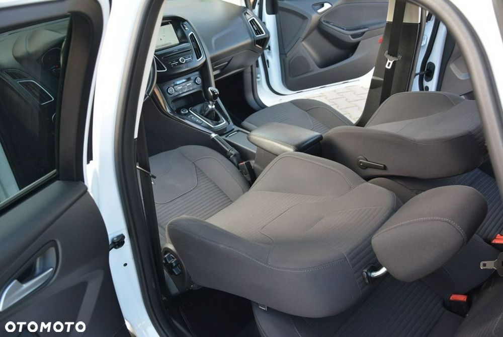 Ford Focus 1.5 EcoBoost STart-Stopp-System ST-LINE - 27