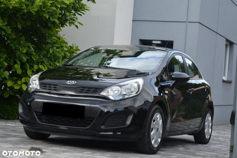 Kia Rio 1.2 Dream Team Edition - 12