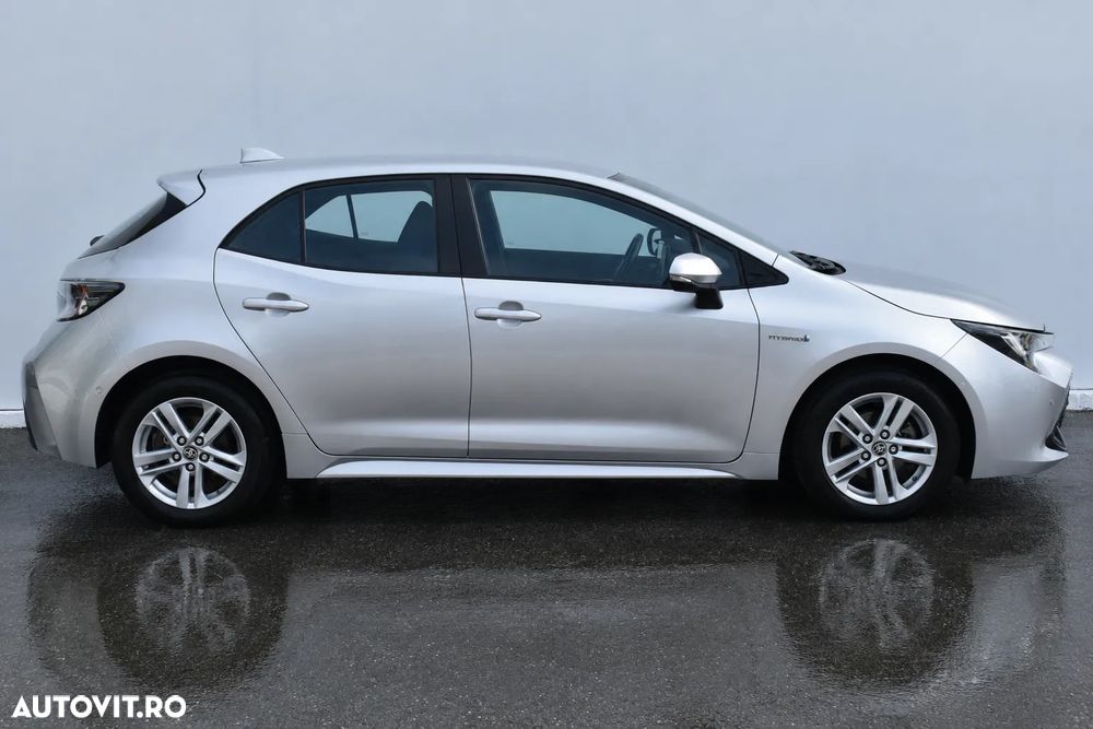 Toyota Corolla 1.8 HSD Dynamic - 8