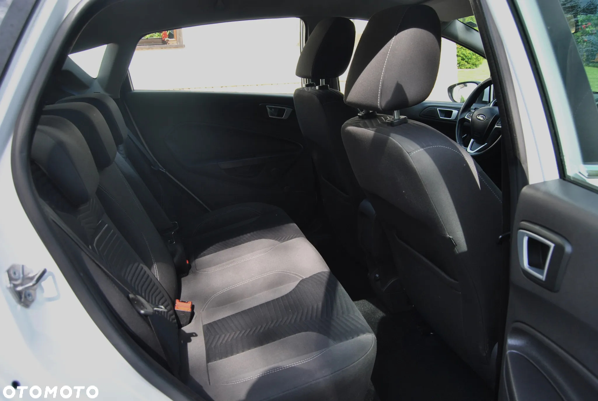 Ford Fiesta 1.0 EcoBoost Start-Stop Titanium - 8