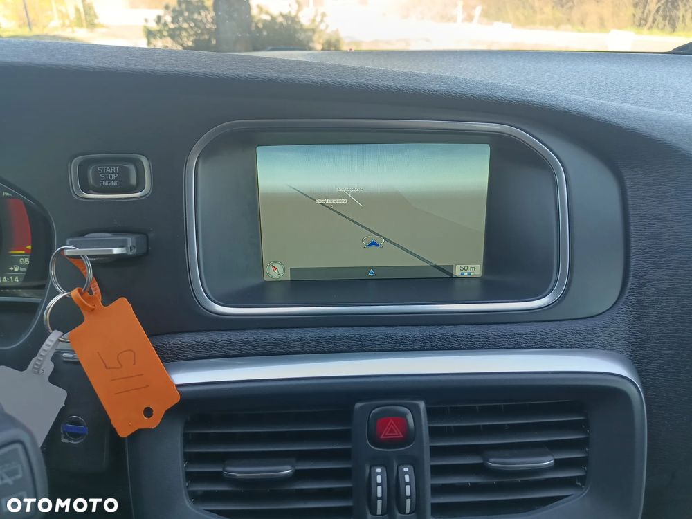 Volvo V40 D3 - 12