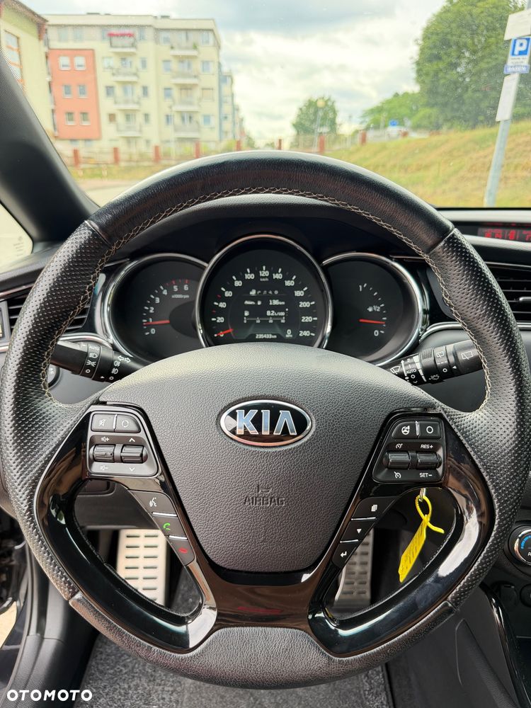 Kia Ceed 1.6 CRDi GT Line - 21