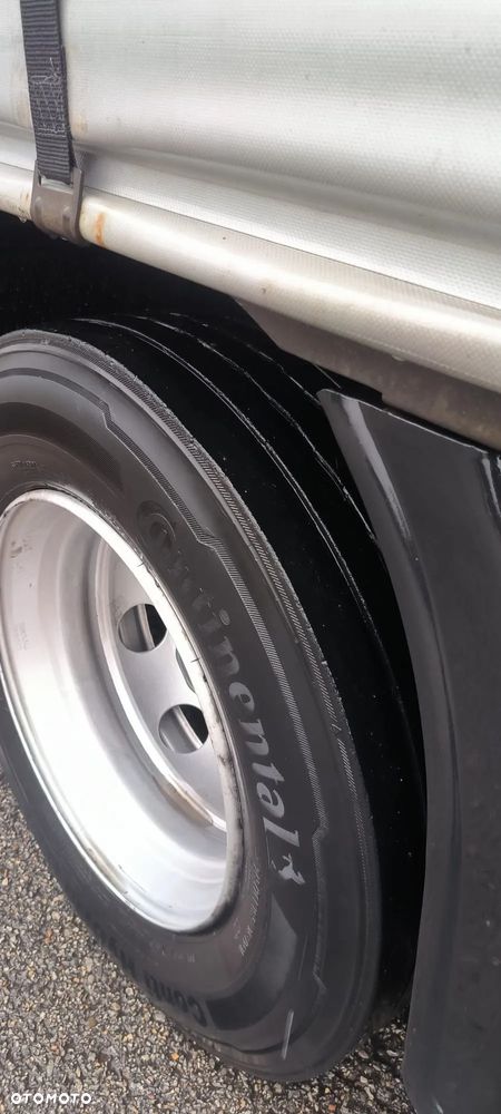 Mercedes-Benz ACTROS MP4 - 18
