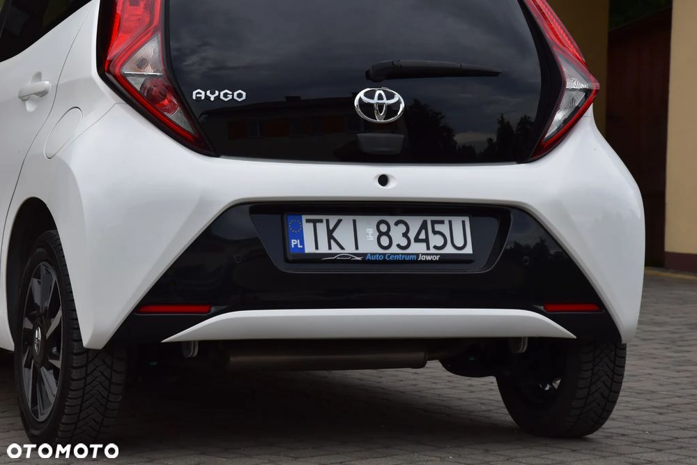 Toyota Aygo x-play club - 13
