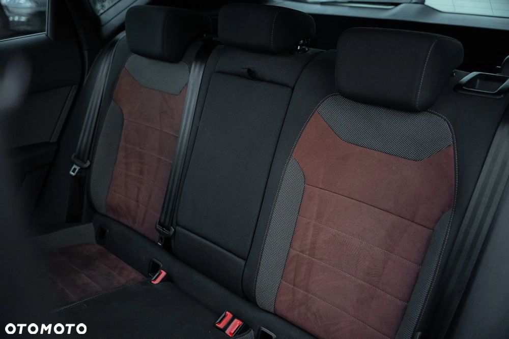 Seat Ateca 2.0 TDI FR Black S&S 4Drive DSG - 37