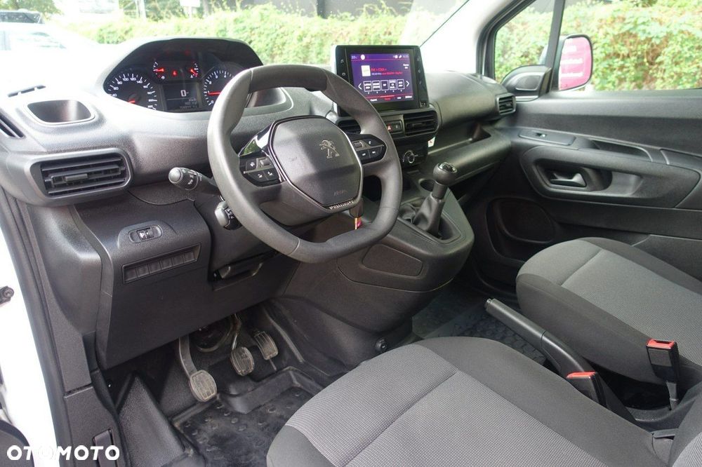 Peugeot Partner - 8