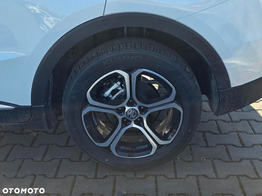 MG ZS 1.5 HEV+ Excite - 26