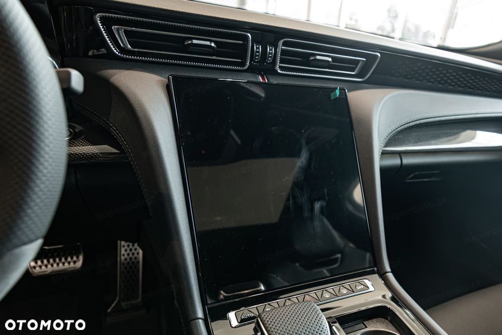 Hongqi H6 2.0T Deluxe - 11