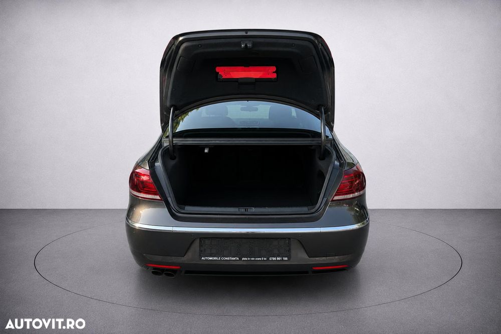 Volkswagen Passat CC - 20