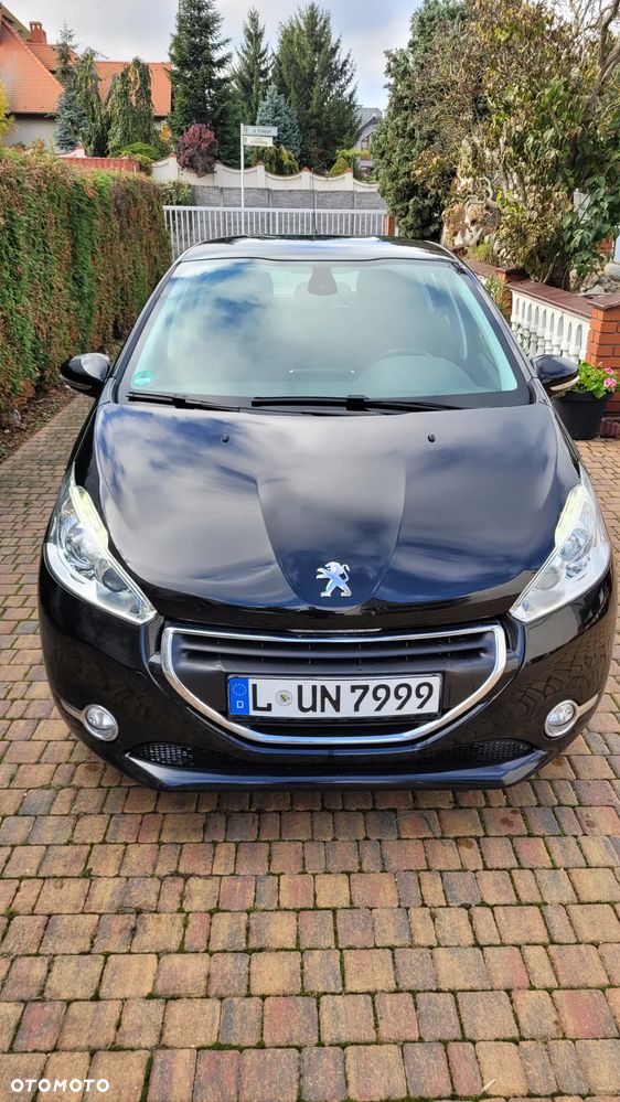 Peugeot 208 120 VTI Automatik Allure - 8