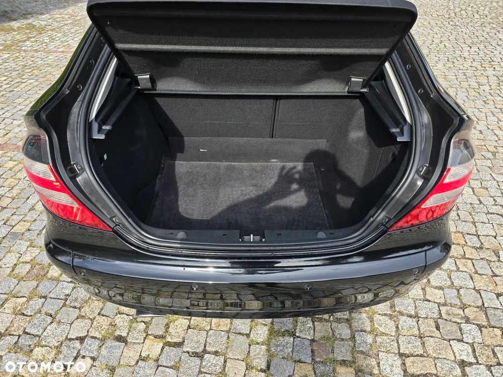 Mercedes-Benz Klasa C 200 Kompressor Sport Edition - 22