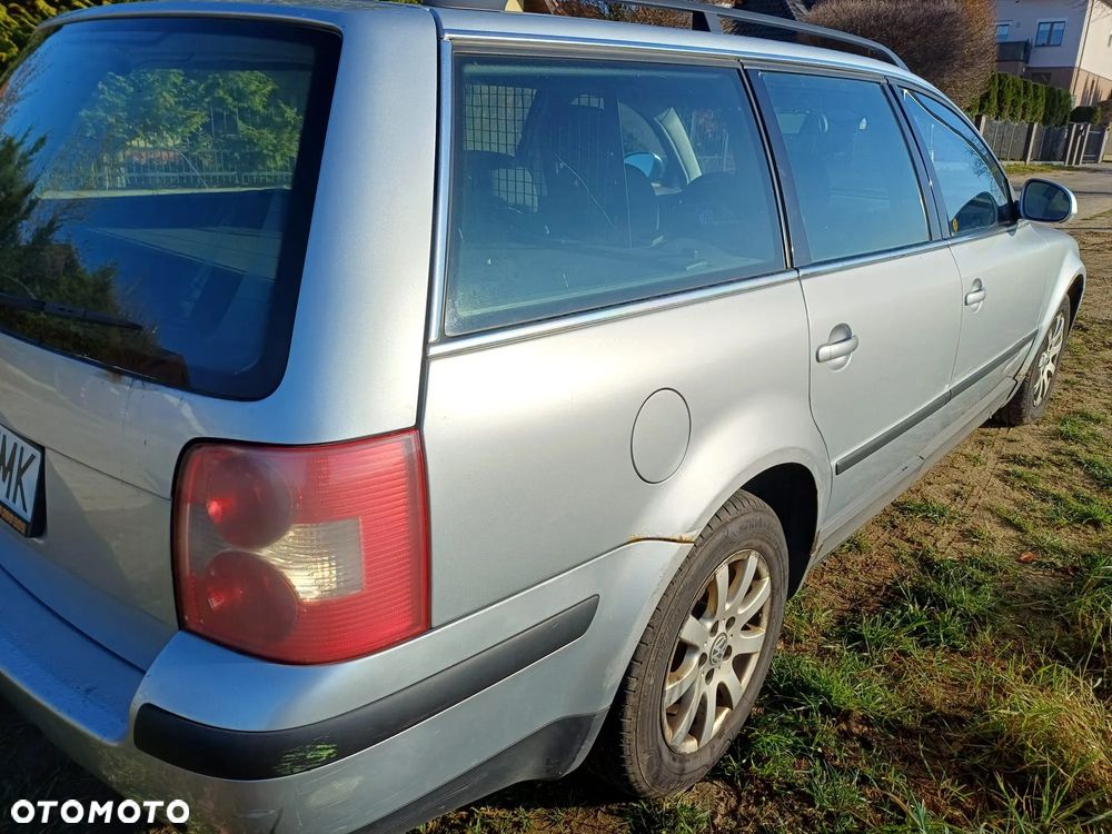 Volkswagen Passat 1.9 TDI Comfortline - 3