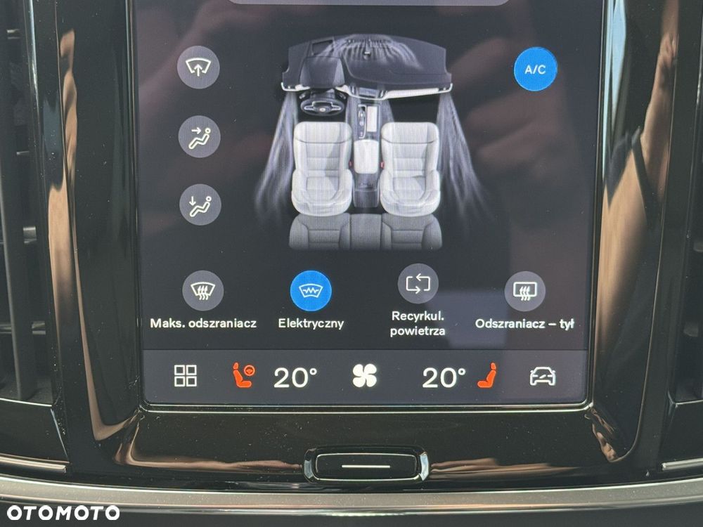 Volvo V90 T6 AWD Plug-In Hybrid Plus Dark - 24