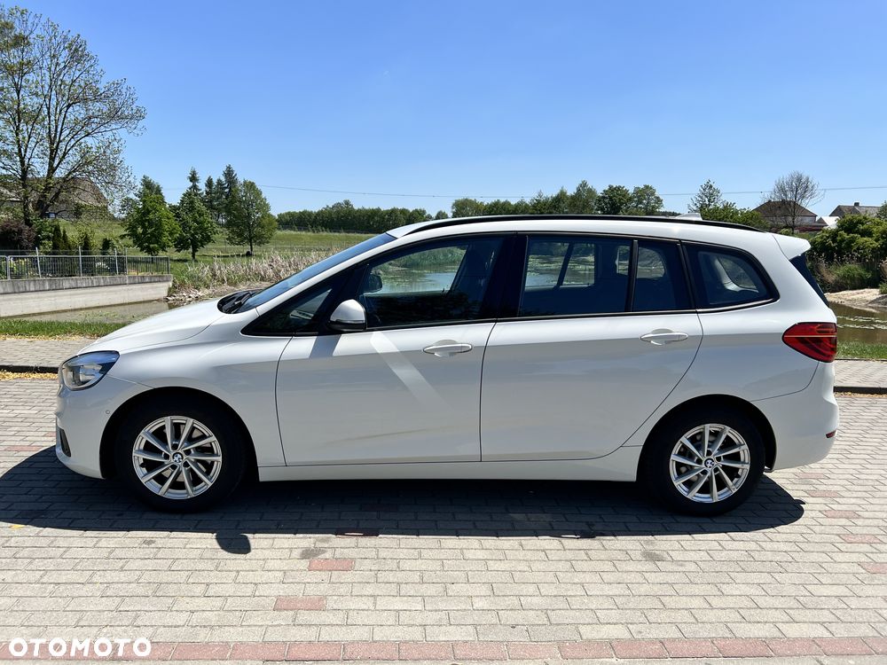 BMW Seria 2 218i GT - 7