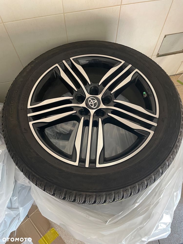 Toyota RAV4 - 9
