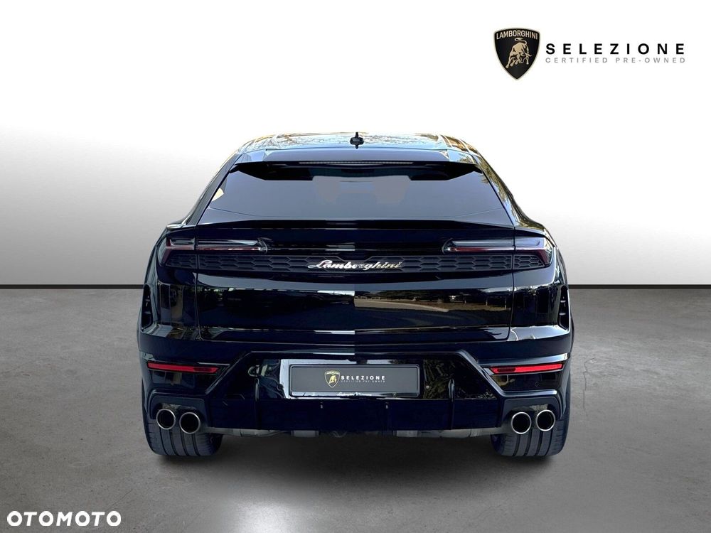 Lamborghini Urus - 4