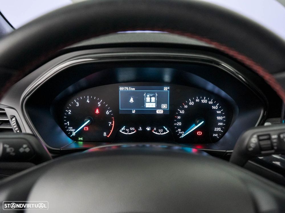 Ford Focus 1.0 EcoBoost MHEV ST-Line - 19