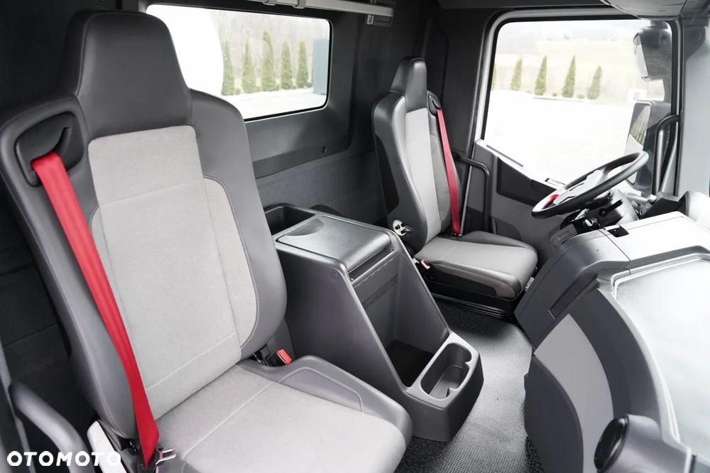 Renault C 380 / 8X4 / BETONOMIESZARKA / GRUSZKA / SCHWING STETTER  9 M3 / EURO 6 - 35