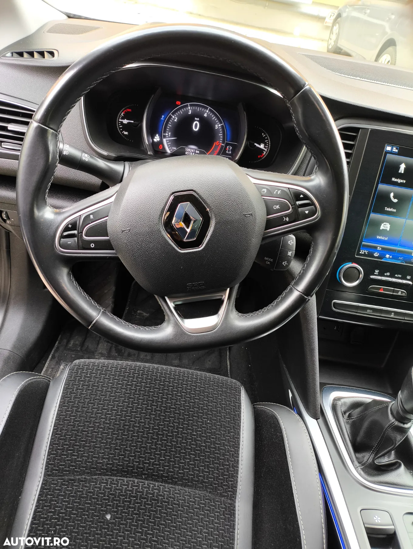 Renault Megane TCE 140 GPF Intens - 6