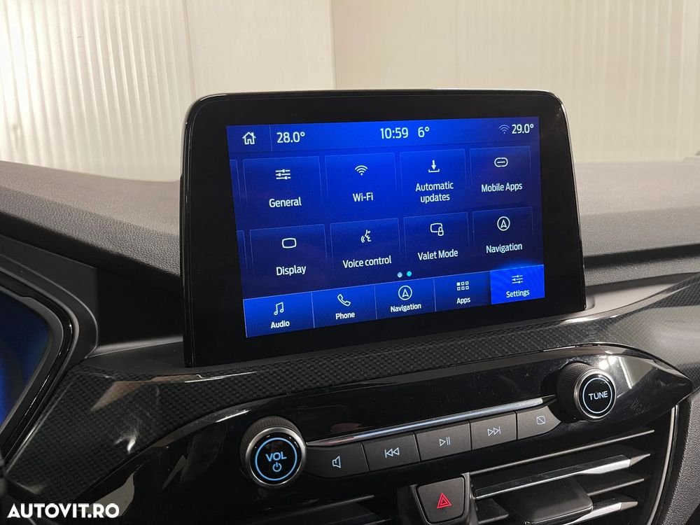 Ford Kuga 2.5 Duratec FHEV 4x4 ST-LINE X - 17