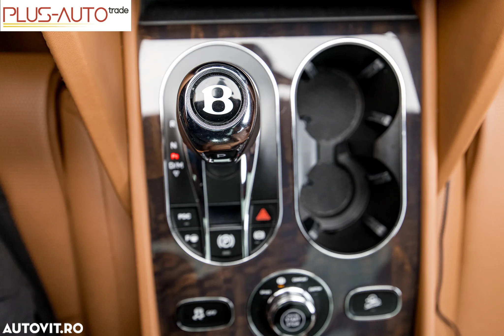 Bentley Bentayga - 28