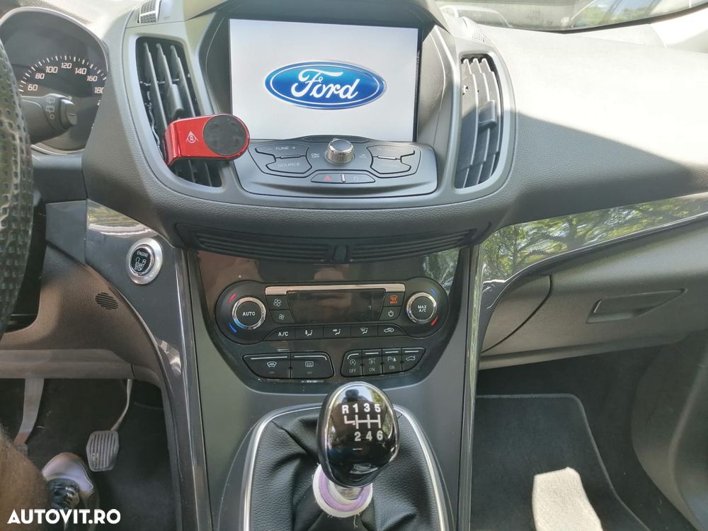 Ford Kuga 2.0 TDCi 4x4 Titanium - 13