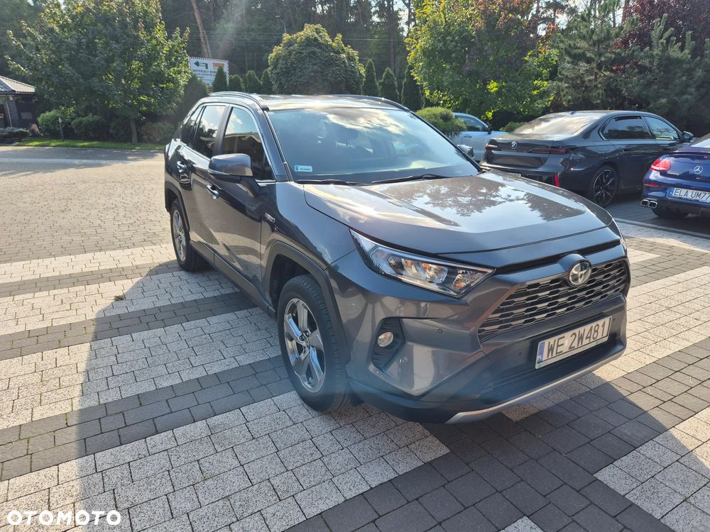 Toyota RAV4 - 4