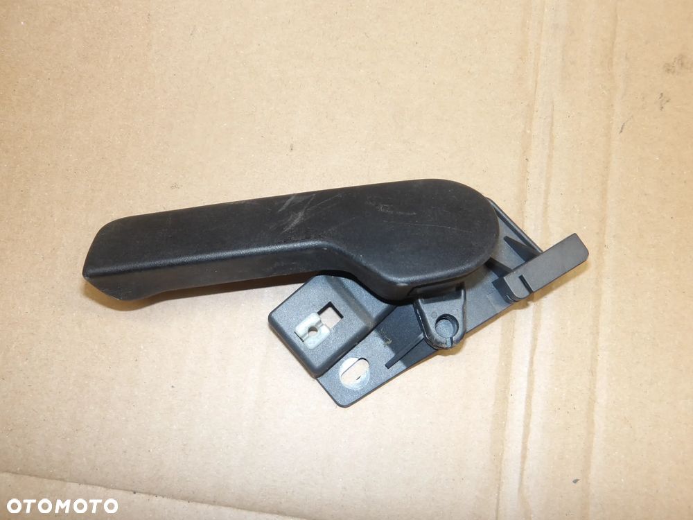 SKODA FABIA II 07-10 1.2B RĄCZKA OTWIERANIA MASKI 1J1823633 - 1