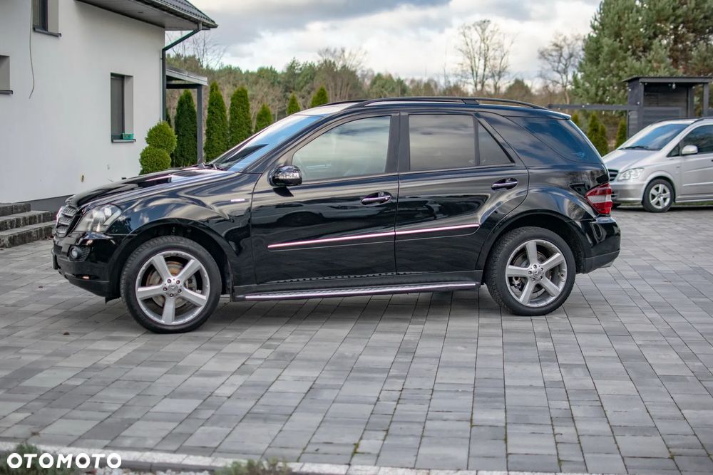 Mercedes-Benz ML 320 CDI 4Matic 7G-TRONIC DPF Edition 10 - 34