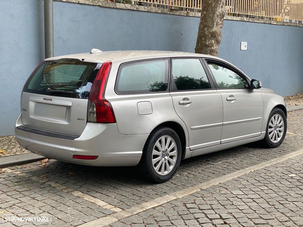 Volvo V50 2.0 D Momentum - 5
