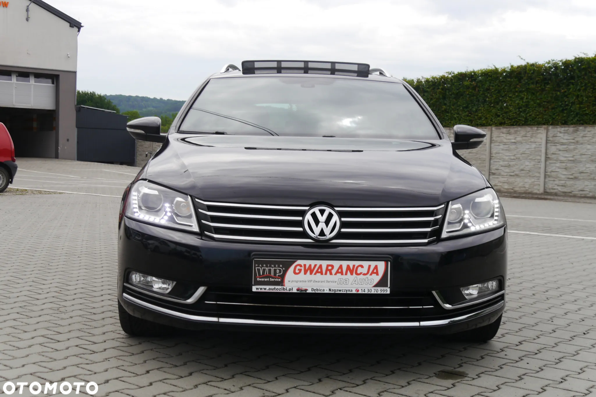 Volkswagen Passat 2.0 TDI Highline R-Style - 8