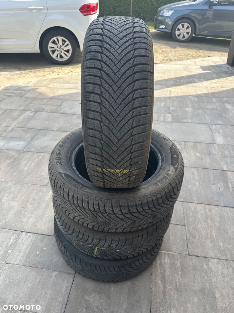 Volkswagen Touran 1.5 TSI EVO Comfortline DSG - 24