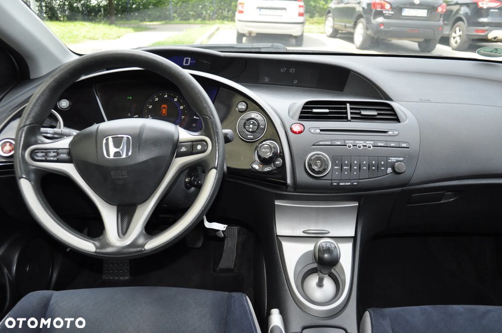 Honda Civic 1.8i-VTEC Comfort - 22