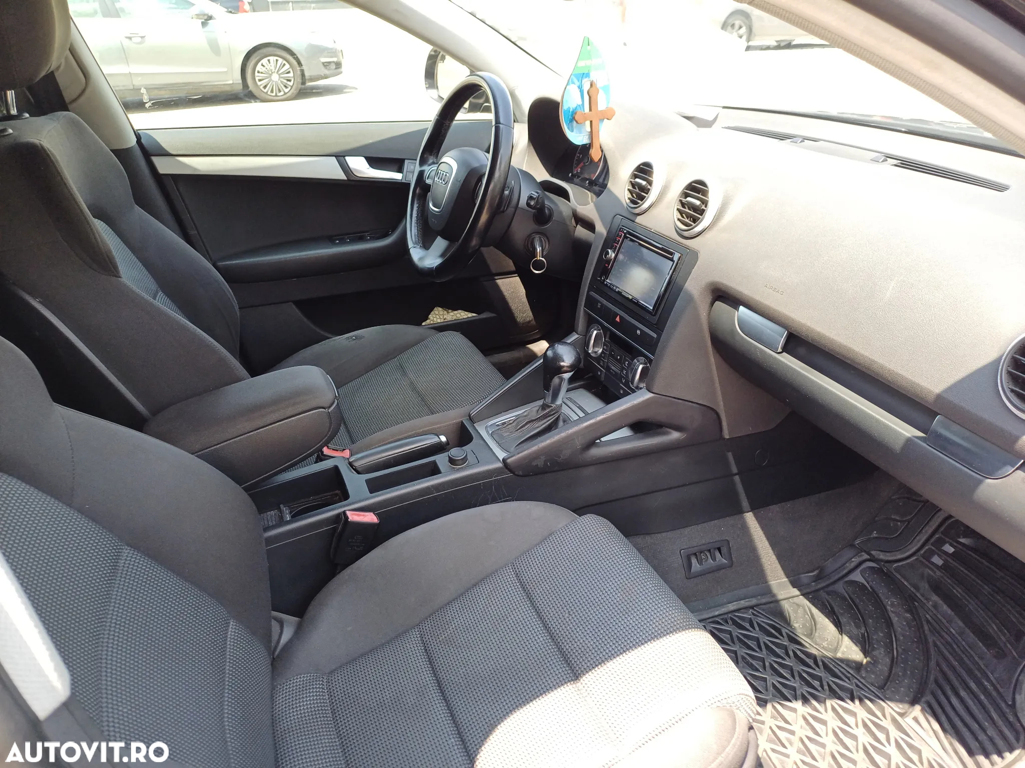 Audi A3 Sportback 2.0 TDI S-tronic Ambition - 8