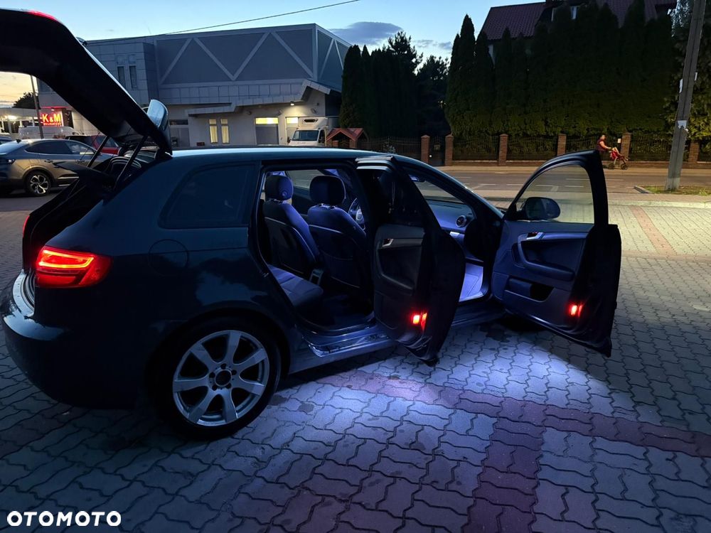 Audi A3 Sportback 2.0 TDI DPF Attraction - 19