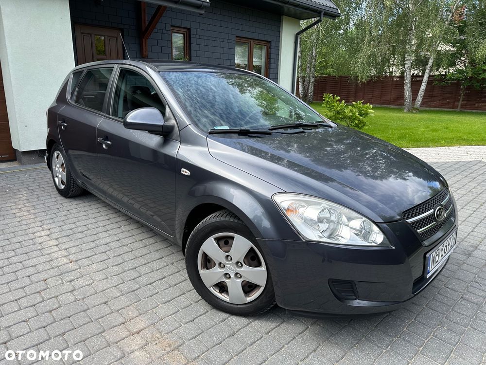 Kia Ceed - 2